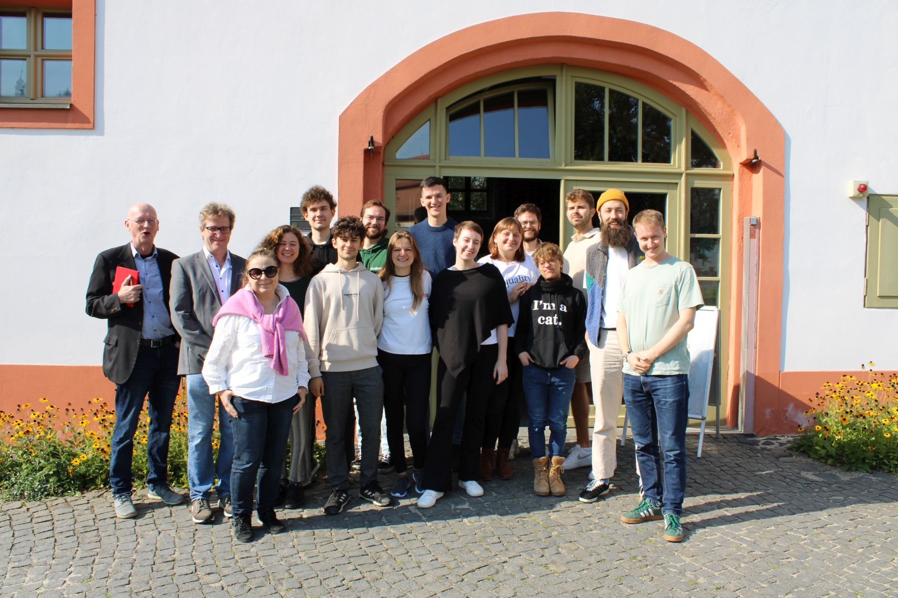 Gruppenbild der Teilnehmerinnen und Teilnehmer der Herbstakademie 2024